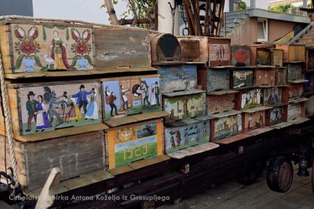 Spoznaj staro obrt – ČEBELARSTVO v občini Ivančna Gorica 1